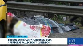 El accidente ocurrió en el sector El Limón; en el vehículo menor de transporte escolar viajaban estudiantes procedentes de Quito.