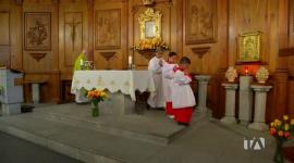 Misa del domingo 2 de agosto del 2026, con el padre Allan Mendoza, desde la Capilla La Dolorosa del colegio San Gabriel de Quito.