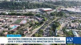 Un tramo de apenas cuatro kilómetros en la urbanización La Joya albergará tres grandes complejos comerciales. Residentes cuestionan la falta de planificación urbana. Un reportaje de Ever Moreira