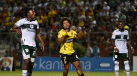 Manta, 05 de agosto de 2026. Erick Mendoza, delantero de Barcelona SC, en el partido ante, Liga de Portoviejo por los 8vos de final de la Copa Ecuador. Según el reglamento de Copa Ecuador en ningún caso, un mismo jugador podrá actuar por más de un club en una misma etapa de la competición.Foto:API/ ARIEL OCHOA