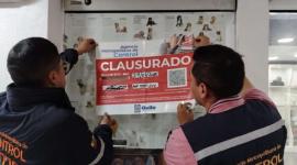 Autoridades clausuraron un local involucrado en venta ilegal de animales silvestres.
