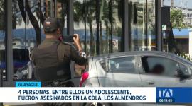 Hombres armados dispararon contra un grupo de personas frente a un local de comida. Agentes de criminalística levantaron más de 50 indicios balísticos. Un reportaje de Camila Guevara