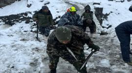 Los cuerpos de cinco alpinistas que quedaron atrapados en 2025 fueron rescatados este domingo.