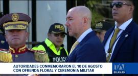 Durante la ceremonia militar del 10 de agosto, el gobierno ratificó el apoyo para enfrentar las estructuras del crimen organizado. Un reportaje de Juan Miguel Rodríguez