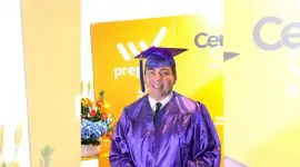 Cristian Castro estuvo acompañado de su madre, la actriz Verónica Castro.