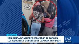 Las mujeres aprovechaban las aglomeraciones en la Entrada de la 8 al momento en que los usuarios abordan el transporte público para robar. Un reportaje de Paula Kuhn