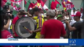 La junta electoral provincial contabiliza apenas 41 listas registradas, mientras en Guayaquil se perfilan los cuadros que competirán por la Alcaldía. Un reportaje de Astrid Singre