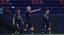 Jugadores de Independiente del Valle festejan la victoria ante Delfín en la fecha 25 de la LigaPro.
