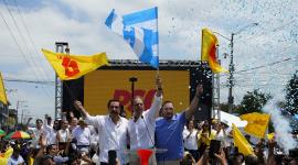 Andrés Roche, candidato a la Alcaldía de Guayaquil, llegó al CNE para inscribir su candidatura de cara a las próximas elecciones