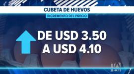 Productores avícolas afirman que las fluctuaciones del clima redujeron la oferta del sector, impactando de forma directa el bolsillo de los consumidores. Un reportaje de Camila Guevara