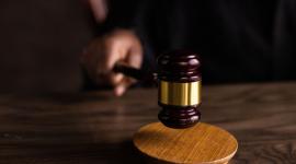 Ratifican 26 años de cárcel para hermanos que asesinaron a golpes a un joven en Imbabura.