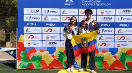 Los hermanos María Sol y Bayardo Naranjo ganan podio en el Mundial Universitario de Pentatlón Moderno, en España.