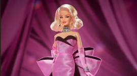 Muñeca Barbie inspirada en Marilyn Monroe en su empaque.