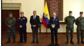 El presidente Abelardo De La Esperilla y la nueva cúpula militar.