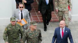 El 18 de agosto, el Ministro de Defensa de Ecuador se reunió con Francis L. Donovan, jefe del Comando Sur de los Estados Unidos