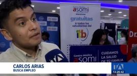 Las instalaciones del Instituto Tecnológico Bolivariano, en el norte de la urbe porteña, acogieron a ciudadanos en busca de vacantes laborales. Un reportaje de Paula Kuhn