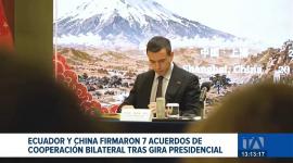 La visita de Estado dejó la suscripción de instrumentos bilaterales y la propuesta de una alianza estratégica entre los puertos de Shanghai y Guayaquil. Un reportaje de Bernarda Cevallos