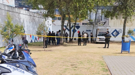 Hallan sin vida a una mujer en el parque Santa Ana, al sur de Quito.