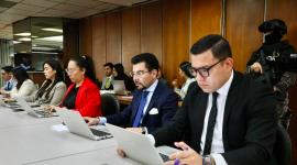 El fiscal general (e), Leonardo Alarcón, asiste a la audiencia de vinculación en el caso Progen.