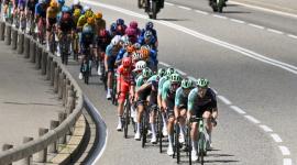 Ciclistas compiten durante la cuarta etapa de la Vuelta a España 2026, una carrera de 104,8 km entre Andorra la Vella y Andorra la Vella, el 25 de agosto de 2026.