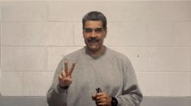 Nicolás Maduro aparece en fotografías fechadas el 25 de junio y difundidas en sus redes el 30 de agosto de 2026, durante su reclusión en Nueva York.