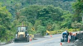 Pérdida de calzada afecta la circulación en la vía Napo - Orellana