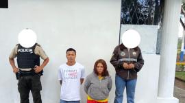 Dos individuos fueron aprehendidos por extorsión en Quito.