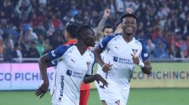 Janner Corozo y Michael Estrada jugadores de Liga de Quito.
