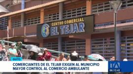 Vendedores advierten con salir a comercializar sus productos en las calles si las mesas de diálogo con el Municipio no concretan soluciones sobre el espacio público. Un reportaje de Mateo Paredes