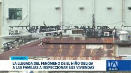 Revisiones preventivas en las viviendas permiten identificar fallas, humedad o grietas a tiempo para realizar reparaciones antes del inicio de las lluvias. Un reportaje de Camila Guevara