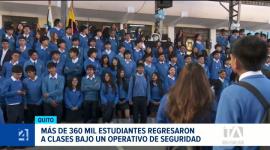 Padres de familia destacan el reforzamiento de la seguridad y el Minedec asegura la provisión de textos, raciones alimenticias y enfoques pedagógicos. Un reportaje de Mishell Villacís