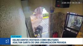 El atraco perpetrado en una urbanización privada reabre el debate sobre el acceso no controlado a uniformes e indumentaria de las Fuerzas Armadas. Un reportaje de Paula Kuhn