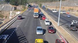 Municipio de Quito retomó el contraflujo en la av. Simón Bolívar