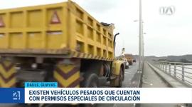 Moradores del sector La Aurora en Daule exigen mayor control de las autoridades, mientras la CTE y la ATM difieren respecto a los permisos de circulación. Un reportaje de Ever Moreira