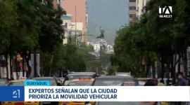 Ciclistas y corredores denuncian que aún carecen de rutas y garantías de protección para realizar sus disciplinas. Un reportaje de Camila Guevara