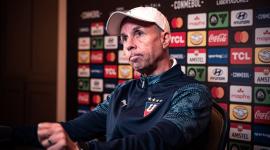 Gustavo Alvarez, entrenador de Liga de Quito, en conferencia de prensa