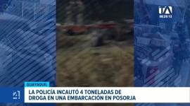Una estructura delictiva con armamento de grueso calibre custodiaba la embarcación donde se hallaron cuatro toneladas en Posorja. Un reportaje de Catalina García