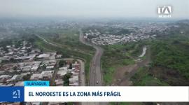 Monte Sinaí, con más de 250 mil habitantes en 42 cooperativas de vivienda, es la zona del noroeste de Guayaquil con más riesgo ante la llegada del invierno. Un reportaje de Ever Moreira