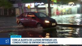 Ante las precipitaciones, especialistas aclaran los límites de agua que puede soportar un automotor, aunque insisten en evitar ingresar a avenidas inundadas. Un reportaje de: Ricardo Cruzatty