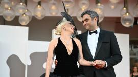La superestrella del pop Lady Gaga dio la bienvenida a su primer hijo con su prometido Michael Polansky