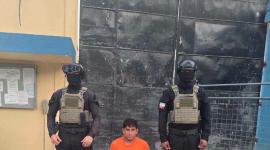 El agresor de una niña en Guasmo Sur luce el uniforme anaranjado en una cárcel de Esmeraldas.