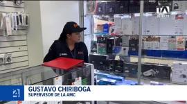 Durante un operativo de control la Policía y la AMC detectaron irregularidades en la documentación y permisos de funcionamiento de varios negocios. Un reportaje de Mishell Villacís
