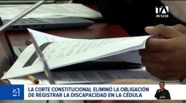 La Corte Constitucional dio paso a una acción que permite al ciudadano decidir si el dato se imprime en el documento físico o se mantiene en formato digital con código QR. Un reportaje de Belén Merizalde