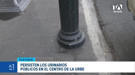 Pese a las sanciones estipuladas, en el centro de la ciudad persiste el mal uso del espacio público y el desacato a la normativa local. Un reportaje de Camila Guevara