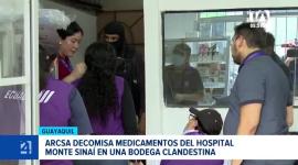 Las autoridades retiraron medicamentos e insumos comercializados de forma irregular en los exteriores del Hospital Monte Sinaí. En medio de la intervención se registró un siniestro vial frente a la casa de salud. Un reportaje de Camila Guevara