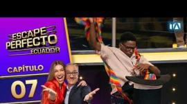 La adrenalina sube en Escape Perfecto con los nuevos desafíos en la jaula.

La competencia se intensifica y las parejas demuestran toda su destreza. En este episodio, el tablero de posiciones muestra el desempeño de los participantes, destacando el avance estratégico de equipos como Alja y Fernando, quienes buscan mantenerse en la cima del ranking.

Artemio y Pablo también se miden ante los retos físicos del programa, esforzándose por asegurar su permanencia. Mira cómo se definen los puntajes y quiénes logran consolidarse como los favoritos de la temporada tras superar cada obstáculo.

Cuéntanos en los comentarios qué pareja crees que tiene la mejor estrategia para ganar el gran premio de este game show.
==================================================
Visita nuestra web oficial en:
► http://www.teleamazonas.com/
==================================================
Síguenos en redes sociales:
► Facebook: https://www.facebook.com/Teleamazonas...
► Instagram: https://instagram.com/teleamazonasec/
► Twitter: https://twitter.com/teleamazonasec
► LinkedIn: https://www.linkedin.com/company/tele...
► Pinterest: https://www.pinterest.com/teleamazonas/
► Tiktok: https://www.tiktok.com/@teleamazonasec

0:00 El campeonato en la jaula
1:25 Julia y Fernando retoman el juego
2:33 Desafío de asignaturas escolares
4:28 La carrera por el escape perfecto
9:14 Aprendiendo de los niños
17:10 La historia familiar de Artemio
22:38 Cosas con otros nombres en el cielo
47:15 Karina y Jorge entran en acción
1:14:41 El giro inesperado en la tabla

#teleamazonas #Ecuador