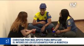 La delegación viajará la próxima semana junto a su mentor para representar al país en el certamen que reúne a más de 190 naciones. Un reportaje de Valeria Velasco