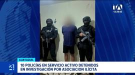 Las operaciones en cuatro provincias dejaron la aprehensión de una decena de agentes activos por presunta asociación ilícita. Un reportaje de Carlos Sacoto