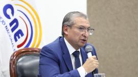 José Cabrera, presidente del CNE, durante el sorteo de los candidatos del Cpccs este jueves 1 de octubre del 2026.