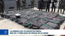 Durante una intervención ejecutada la madrugada de este sábado en aguas territoriales, el personal militar logró la incautación de droga, además la detención de tres tripulantes implicados. Un reportaje de Daniel Moreira